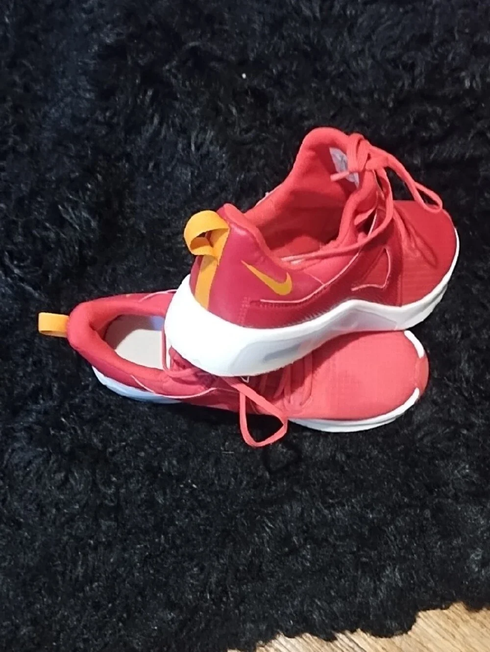 Nike comfortable sneakers